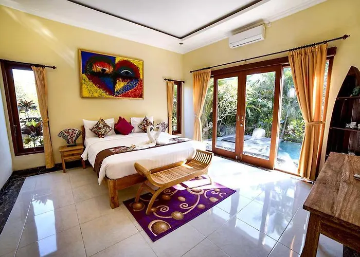 Villa Antira Private